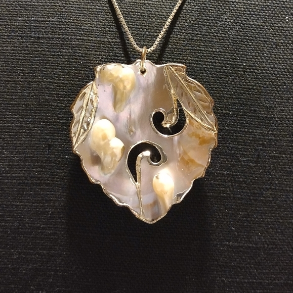 Sterling , pearl and shell necklace - Picture 4 of 16